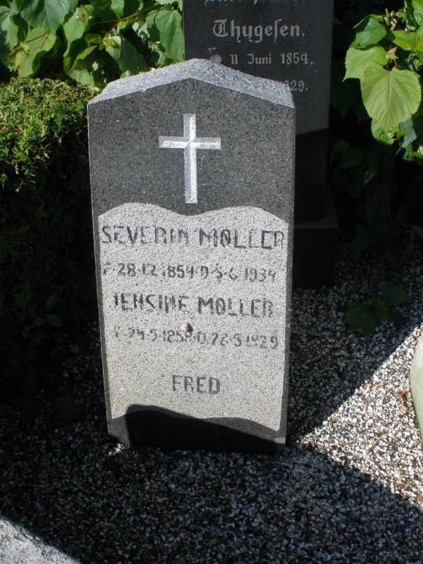 Jensine Moeller             .JPG